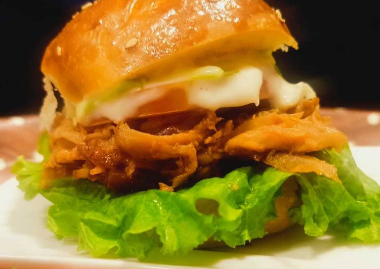 Recipe of Ultimate Pulled Chicken Burger