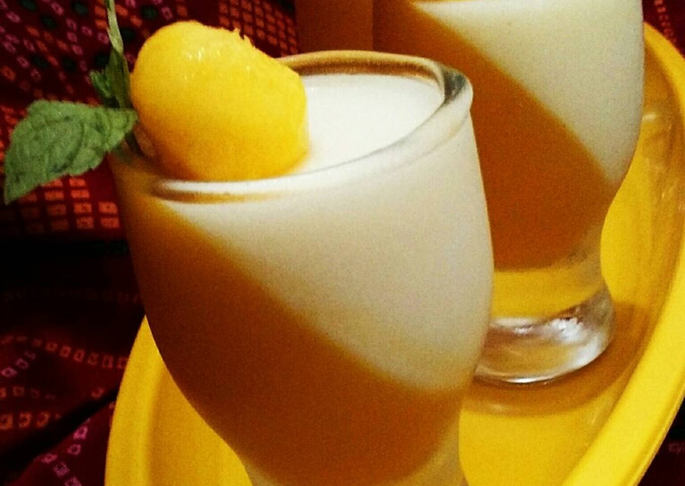 Mango panna cotta