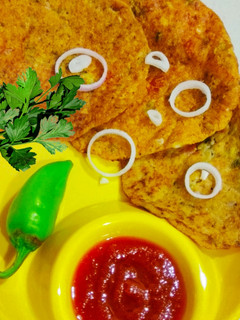 લેફટ ઓવર રોટલી પેન કેક રેસીપી મુખ્ય ફોટો