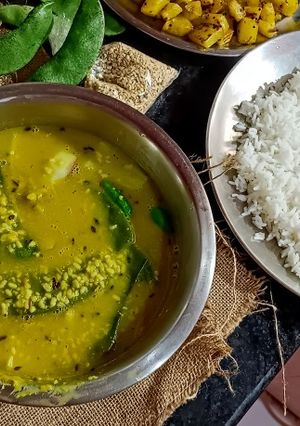 শিম ও মুলো দিয়ে কলাইয়ের ডাল (shim mulo dal recipe in Bengali) রেসিপির প্রধান ছবি
