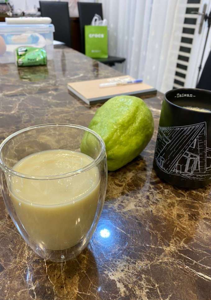[綠拿鐵] 芭樂精力湯 的食譜成品照片