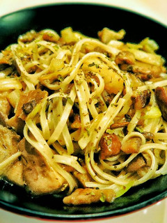 Una foto de Tallarines con Setas y Queso Gorgonzola