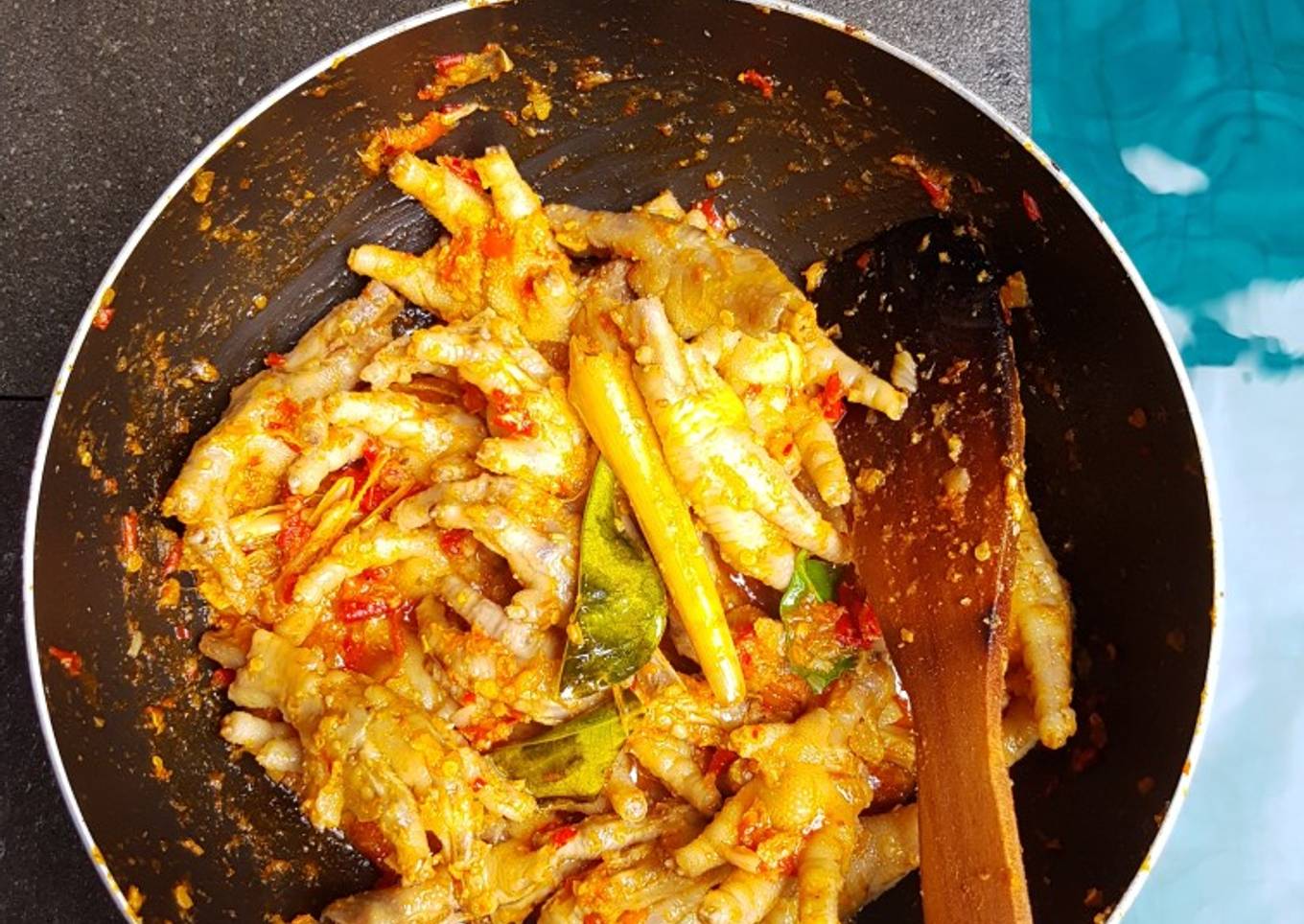 Ceker Ayam Pedas