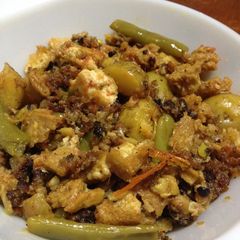 A picture of Crispy Tofu Curry - Leftover Ideas.