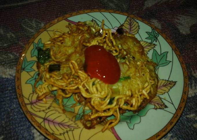 Resep Mie Telor Oleh Anisa Rahmahyuliana Cookpad