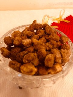 Una foto de Garrapiñadas de maní, un clásico navideño!