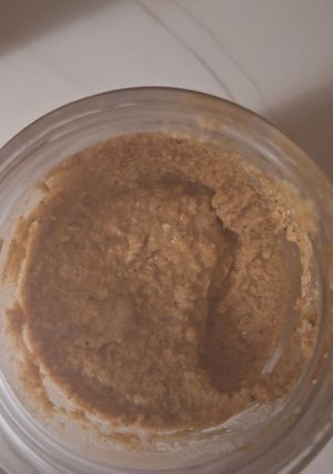 A picture of Keto oat alternative (almond and coconut porridge).