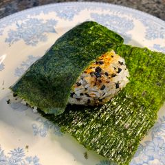 A picture of Yaki Onigiri.