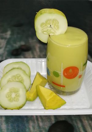 A picture of Avocado & cucumber smoothie.