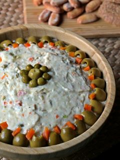 Una foto de Ensaladilla rusa vegana