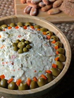 Una foto de Ensaladilla rusa vegana