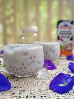 Foto resep Es Teh Telang Susu