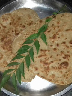 A picture of Ajwain ka layered triangular paratha.