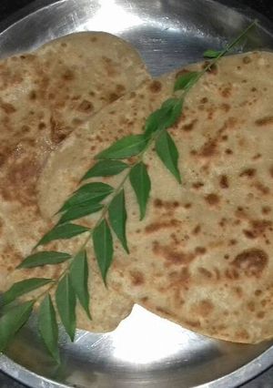 A picture of Ajwain ka layered triangular paratha.