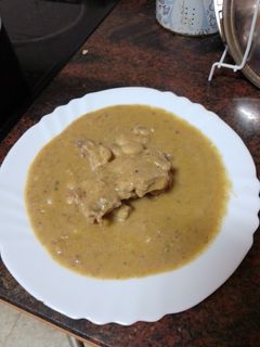 Una foto de Guiso de conejo con judiones