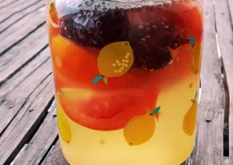 Langkah Mudah untuk Menyajikan Infused water kurma, tomat JSR, Menggugah Selera