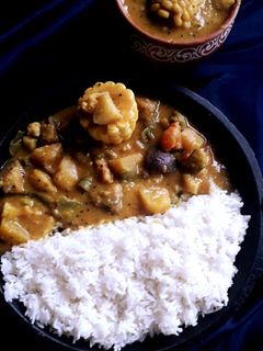 खतखत (khatkhat recipe in marathi) रेसिपी चे मुख्य फोटो