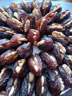 A picture of Nuts filled dates.