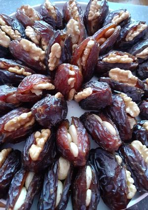 A picture of Nuts filled dates.
