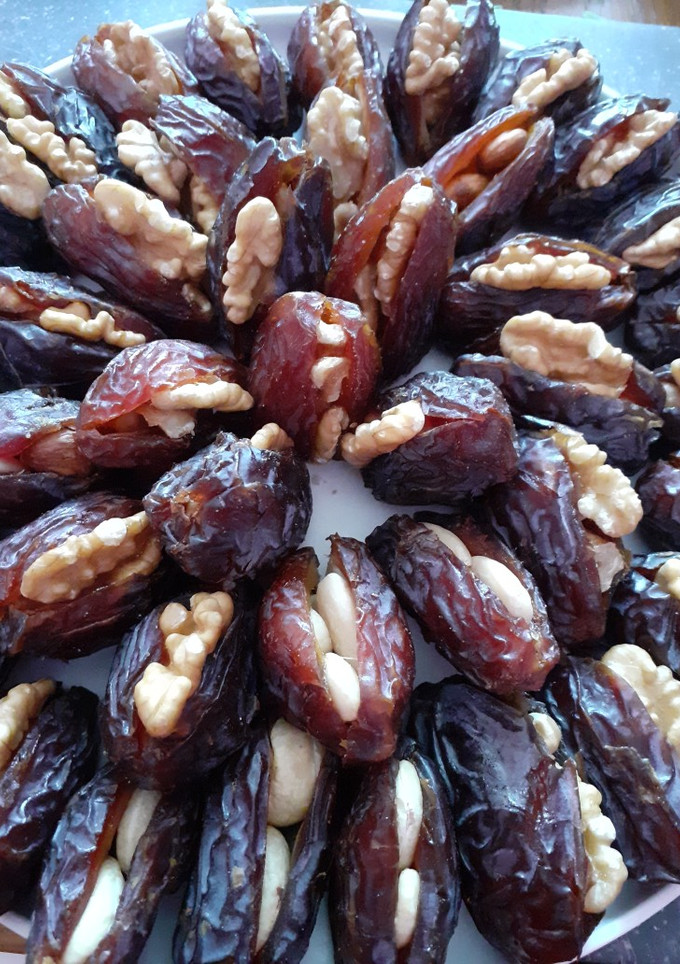 A picture of Nuts filled dates.