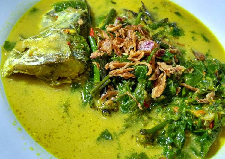 Resep Gulai Pakis Ikan Kembung oleh Chawliza - Cookpad