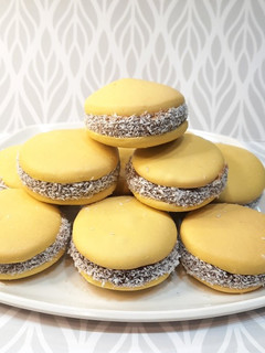 Una foto de Alfajores de maicena 🥯