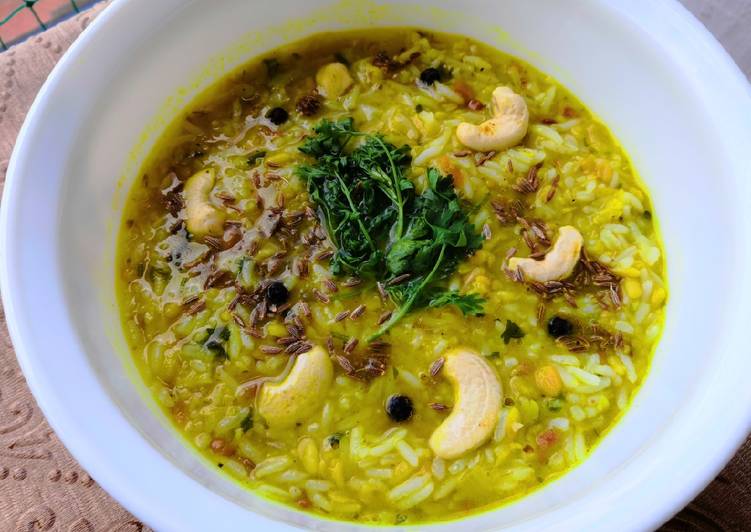 Simple Way to Make Award-winning Dhal Kichadi