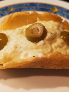 Una foto de Brandada de bacalao con pimiento caramelizado en teja Thermomix