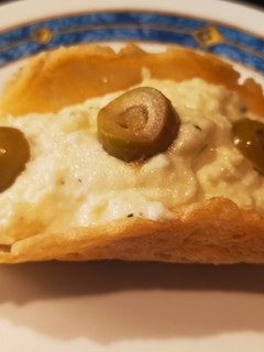 Una foto de Brandada de bacalao con pimiento caramelizado en teja Thermomix