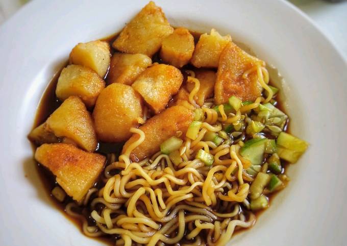 Bagaimana Menyiapkan Pempek Dos Gurih yang Lezat