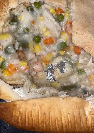 A picture of Chicken Pot Pie.