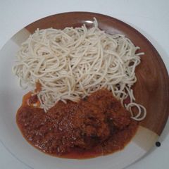 A picture of Spaghetti and stew.