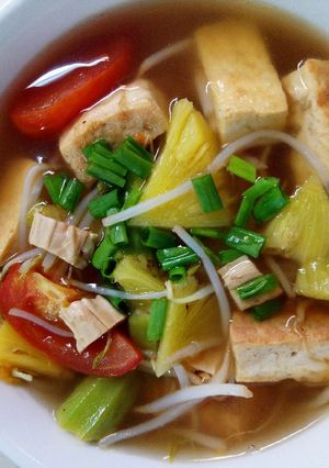 Hình của món Canh chua chay.
