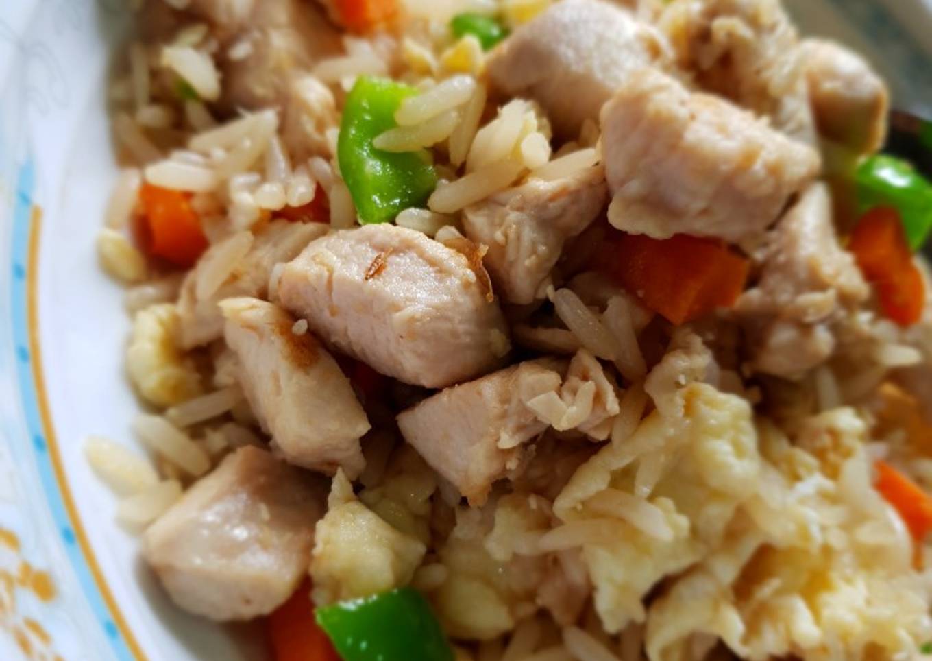 Stir fry rice and chicken