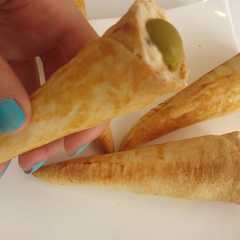 Una foto de Conos con obleas de empanadillas