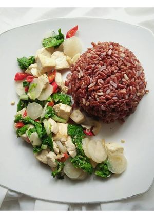 Foto resep Tumis sawi lobak tahu day 1,my diet story ❤