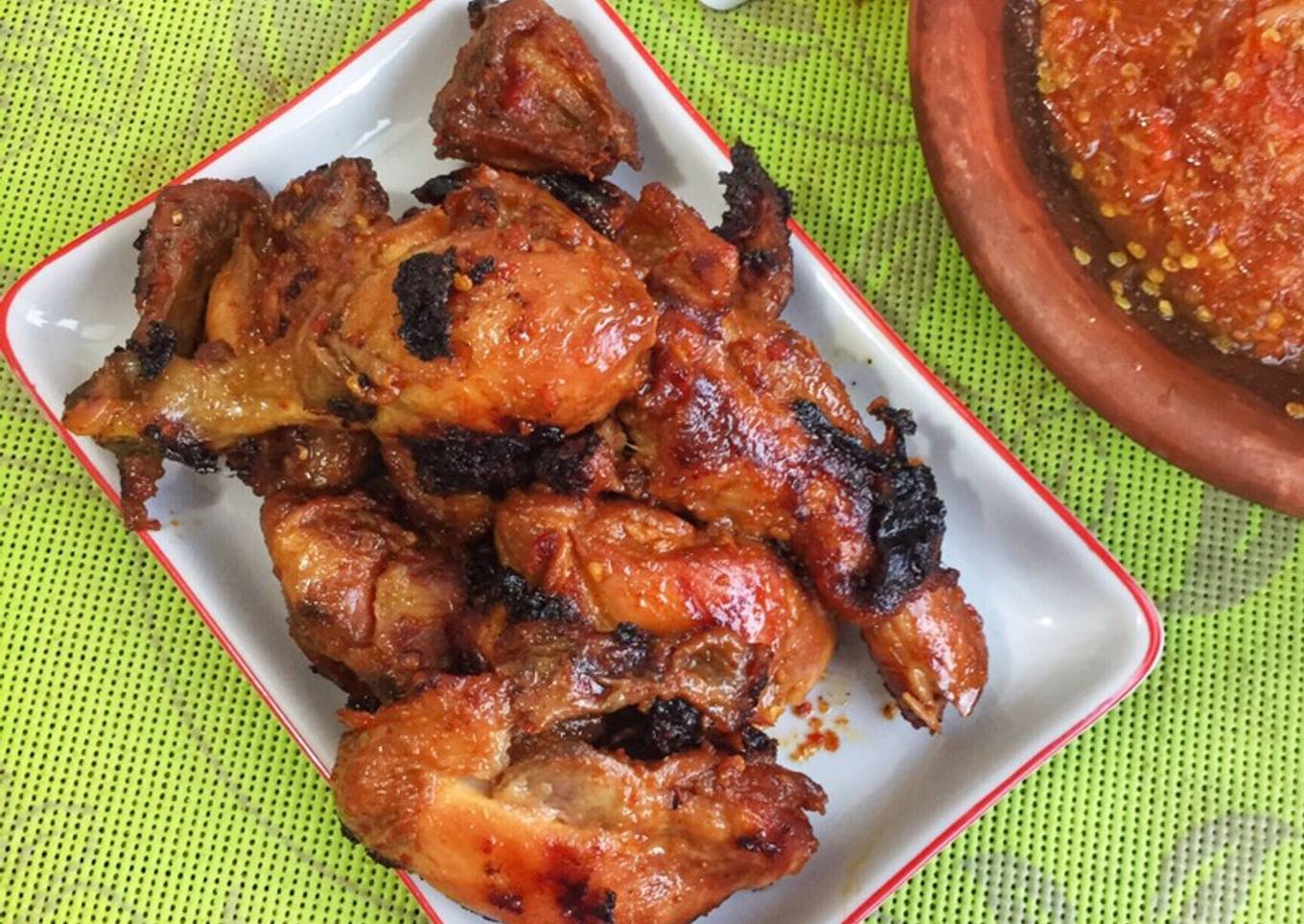 Ayam Bakar Merah Tulang Lunak