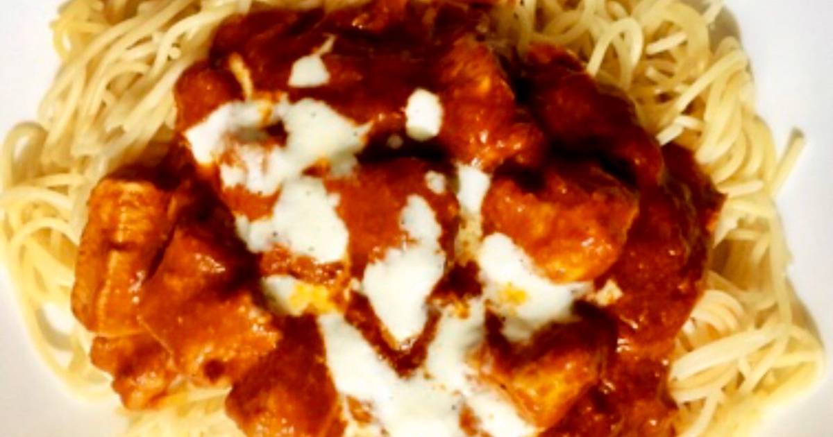 Spaghetti with Creamy Chicken Marinara Sauce Recipe by Flavoratte
