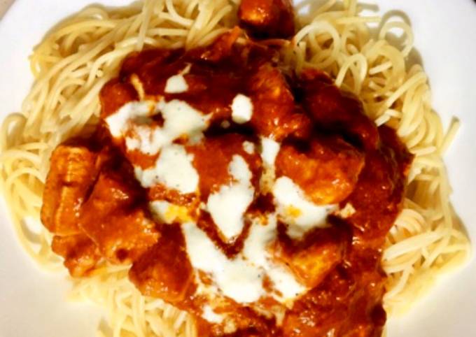 Spaghetti with Creamy Chicken Marinara Sauce Recipe by Flavoratte