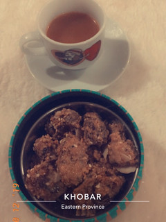 صورة لوصفة اسهل قشد تمر بزبدة الفول السوداني