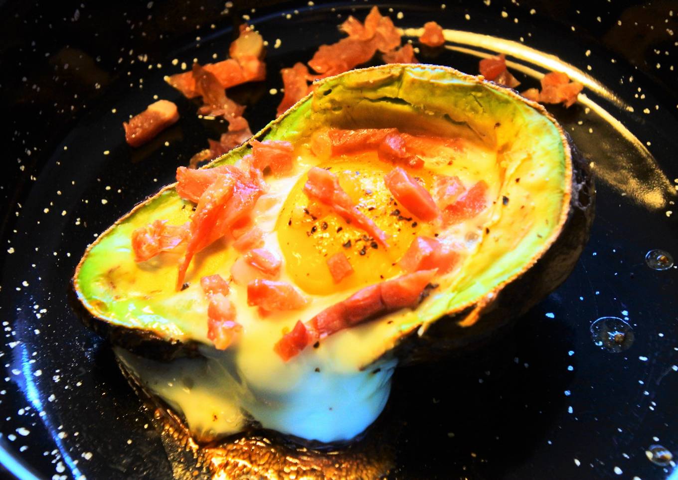 Aguacate con huevo al horno