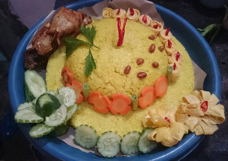 Nasi kuning low budget