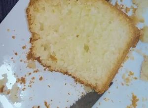 Una foto de Budín de limón