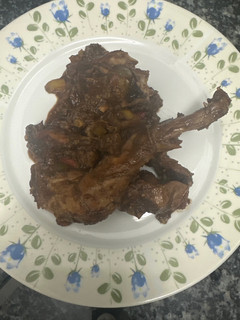 Una foto de 507. Conejo estofado (principal carne)