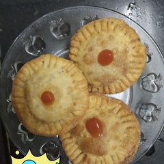A picture of Pizza kachori.