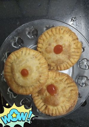 A picture of Pizza kachori.