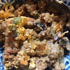 A picture of Baked oatmeal: carrot and pear - vegan.