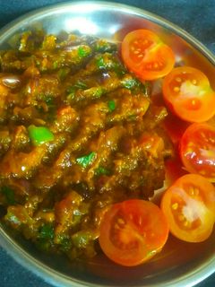 રીંગણ નો ઓળો કૂકરમાં (Ringan Oro In Cooker Recipe In Gujarati) રેસીપી મુખ્ય ફોટો