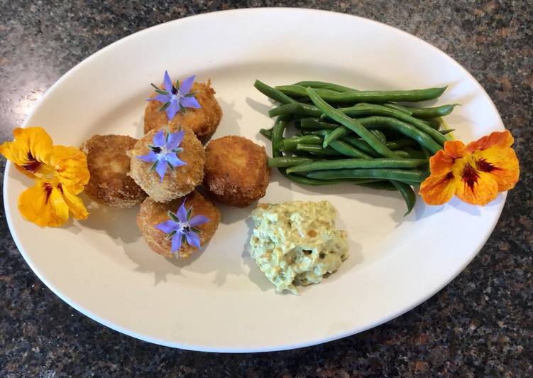 Små rødspættekugler med haricotverts og remoulade