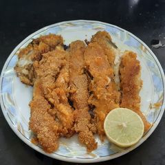 A picture of Crispy bombil fish fry.